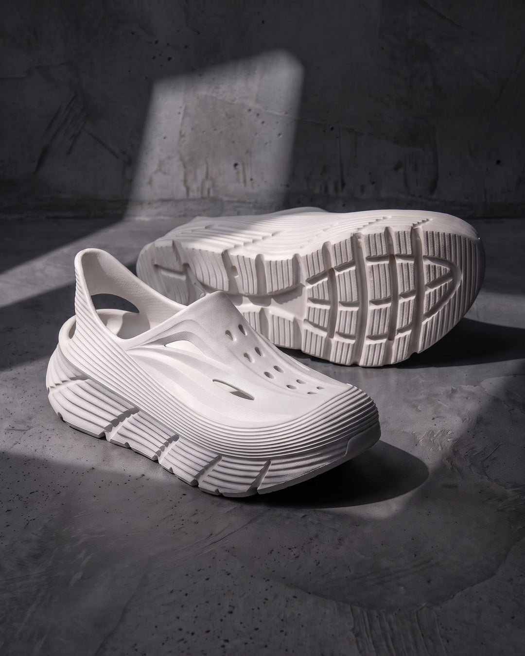 Ugo Slip-On Sneakers