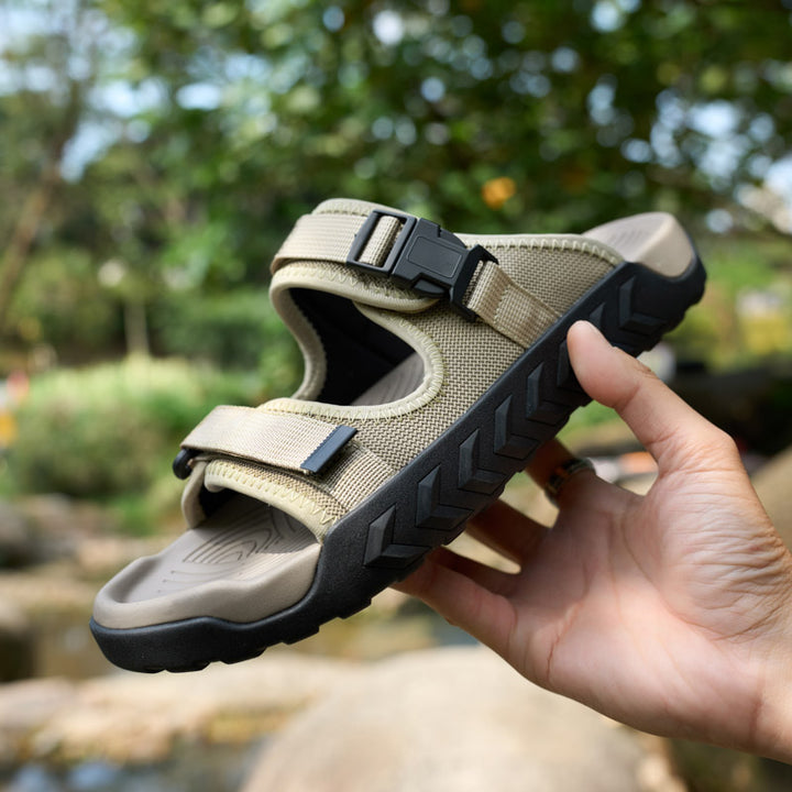 Tomas Mesh Strap Sandals