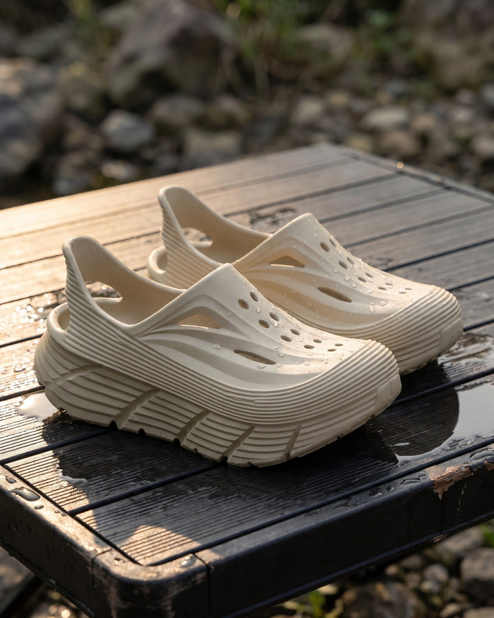 Ugo Slip-On Sneakers