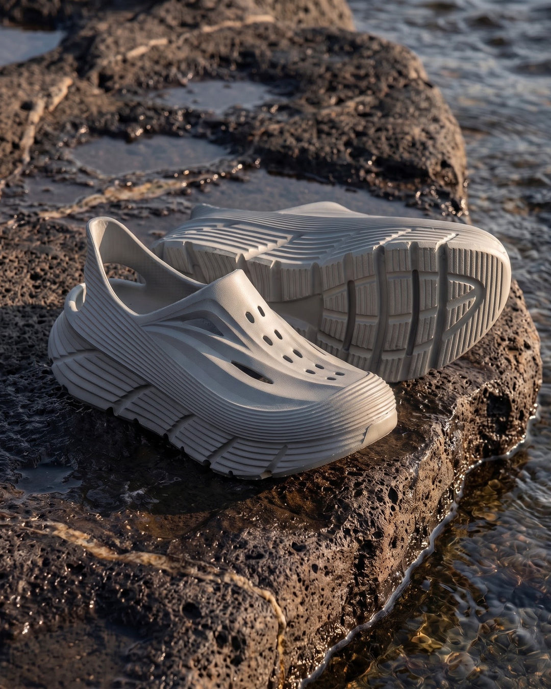 Ugo Slip-On Sneakers