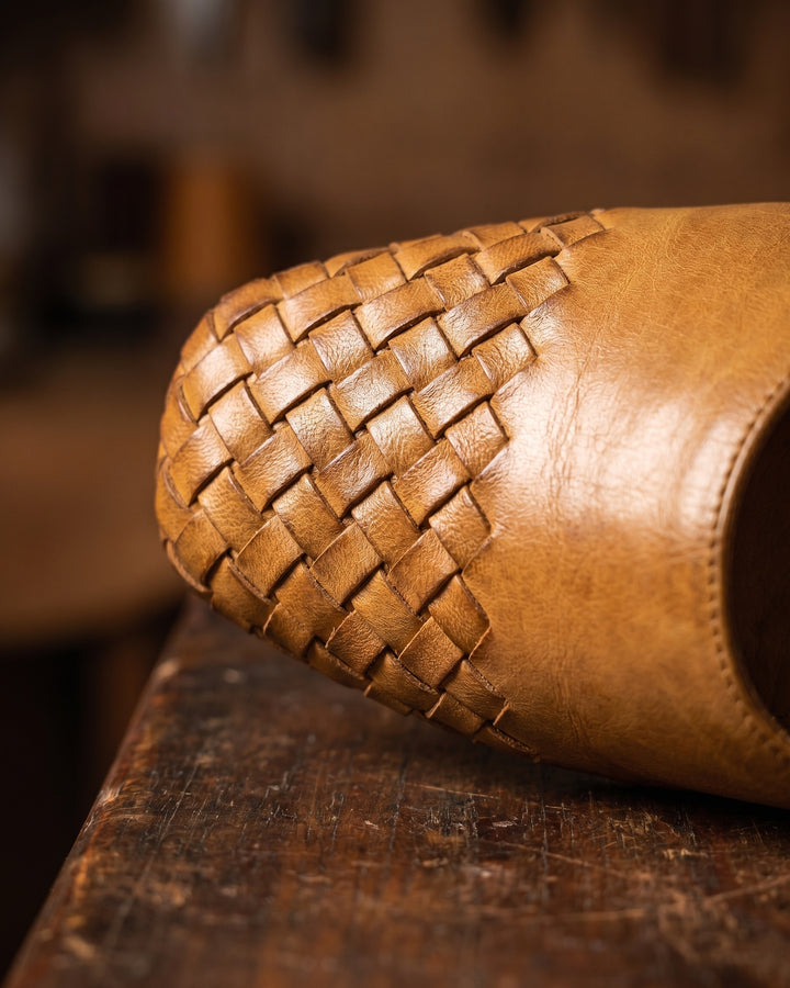 Clara Cowhide Leather Mule