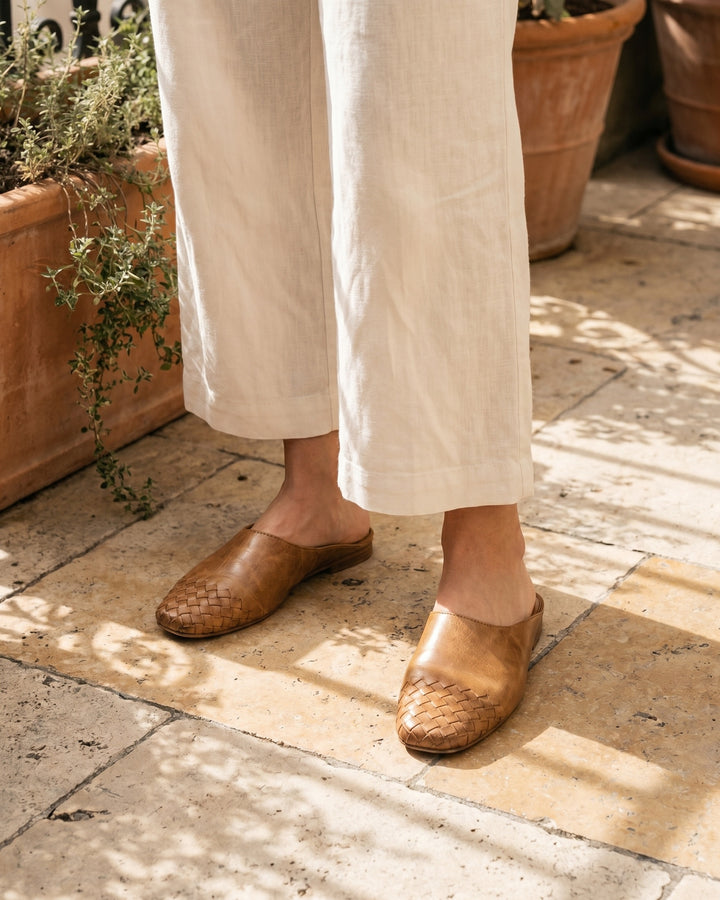 Clara Cowhide Leather Mule